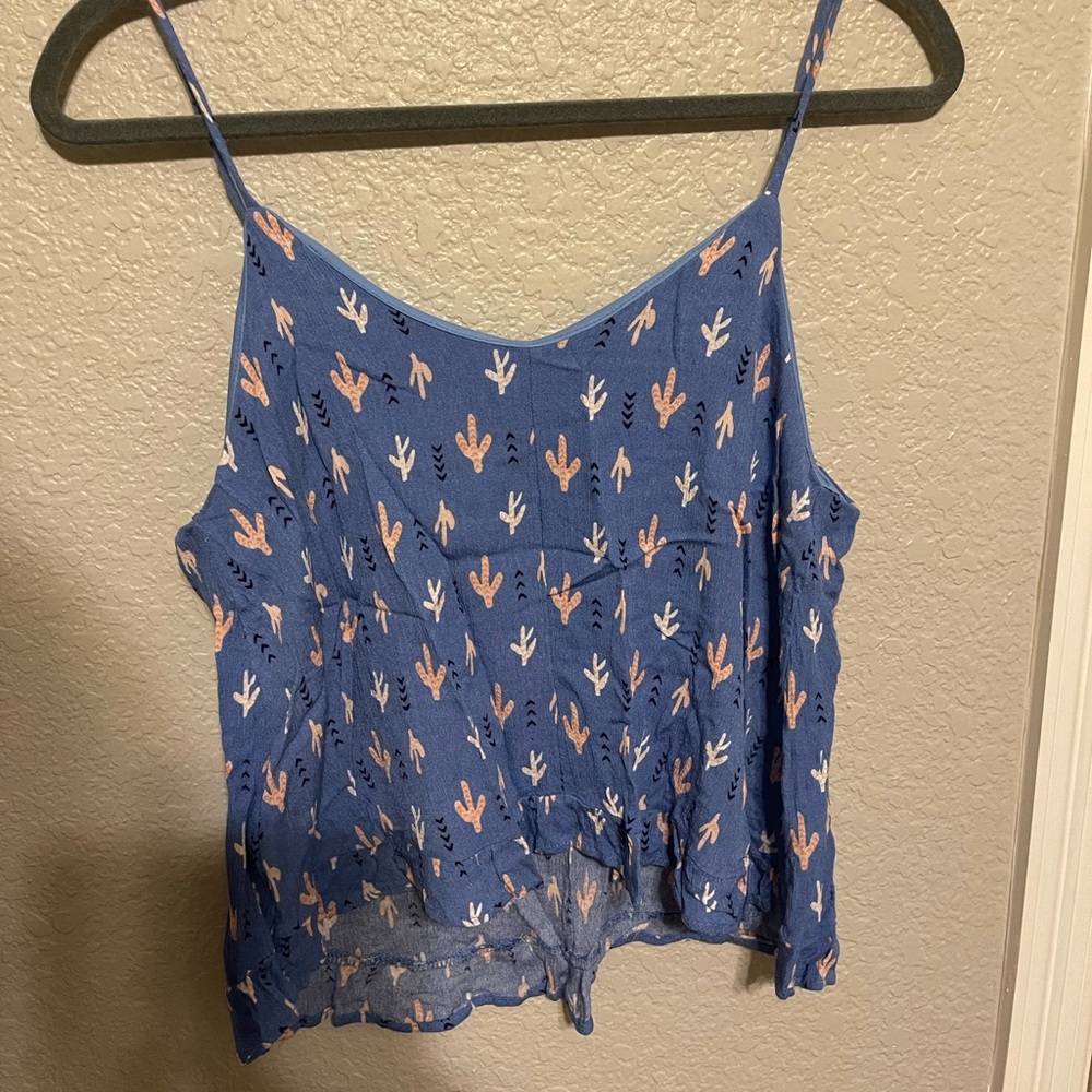 Cactus crop tank
